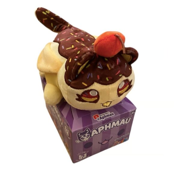 Aphmau MeeMeows Litter 7 Carnival Treats Confirmed Chocolate Dipped Banana - Picture 3 of 3